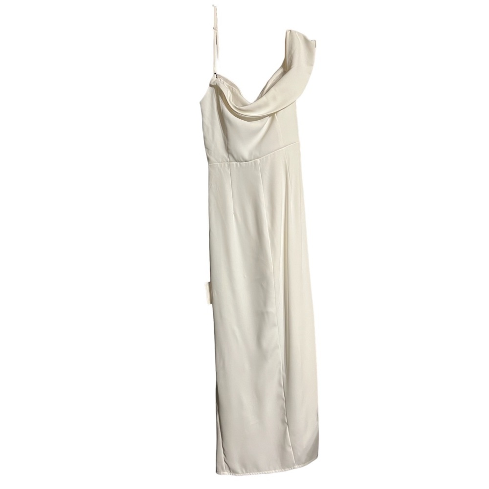 Lulu's White One Shoulder Side Pleated Side Slit Dress Sz S NWT - Picture 3 of 12